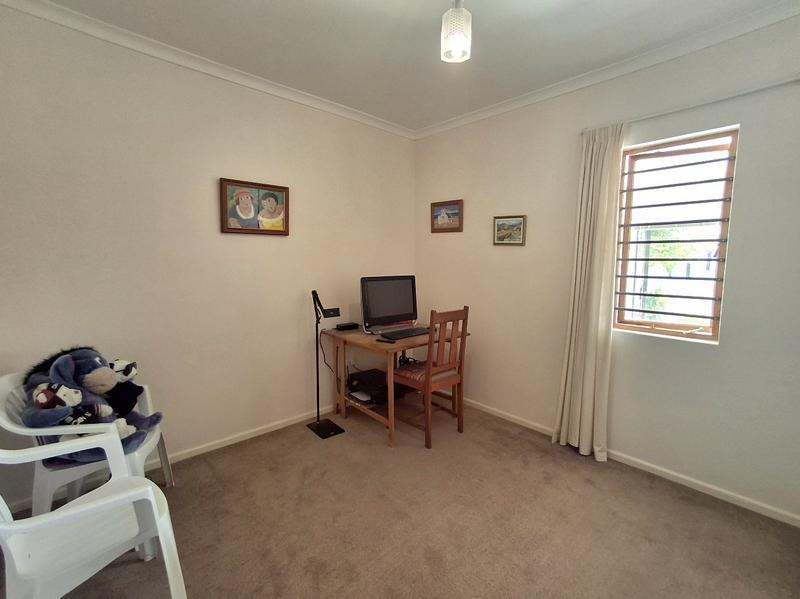 3 Bedroom Property for Sale in Britannia Bay Western Cape
